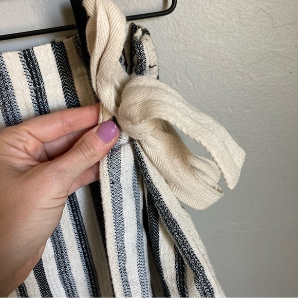 Urban Outfitters Navy & Cream Skort Size Small - Picture 4 of 5